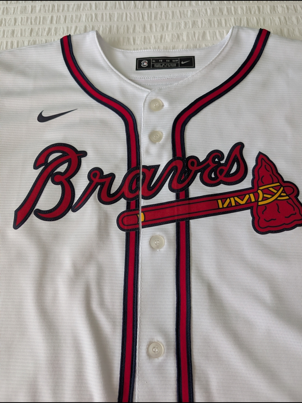 MLB Genuine Merchandise Acuña Jr. #13 Baseball Jersey White Red, Youth XL 18/20 - Picture 5 of 9
